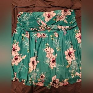 🔥TORRID - SOFT LAYERED TUBE TOP- GREEN SIZE 3